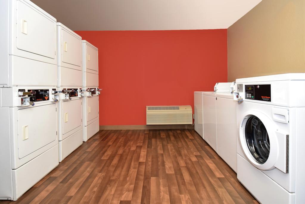 Extended Stay America Suites - Philadelphia - Airport - Tinicum Blvd Екстер'єр фото